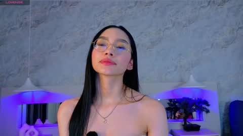 Keira Corleone online show from November 14, 4:33 am