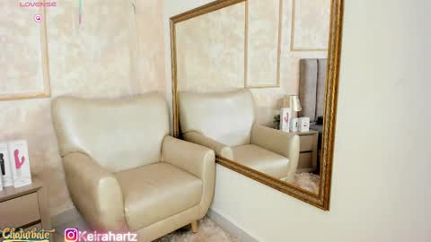 Snapshot of keirahartz chatting on September 20, 3:40 am keirahartz online show from September 20, 3:40 am