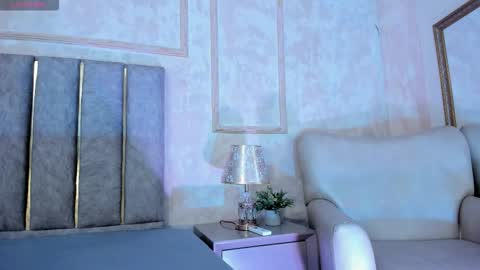 keirahartz online show from January 11, 3:44 am