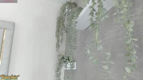 keirahartz online show from April 26, 12:25 pm