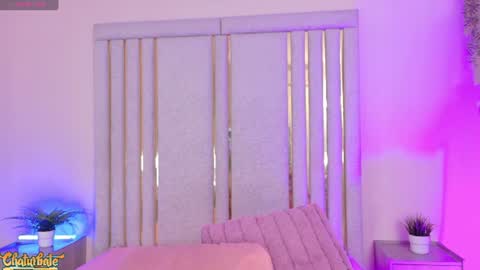 keirahartz online show from June 19, 11:47 am