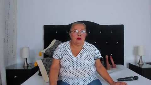   online show from September 10, 11:32 am