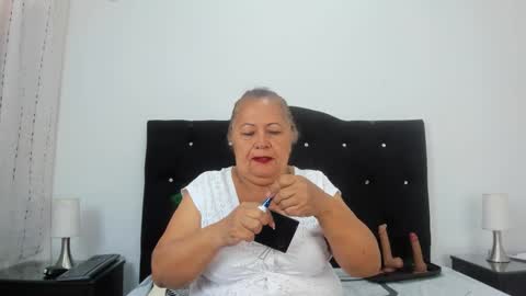   online show from November 14, 11:42 am