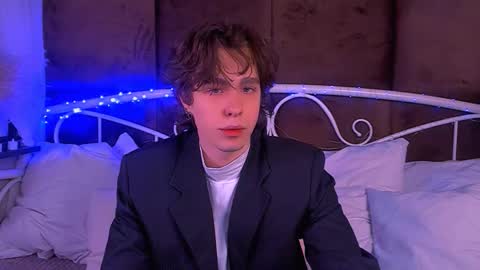 Snapshot of keith_erickson chatting on February 18, 10:22 am Keith online show from February 18, 10:22 am