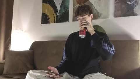 Mark online show from November 8, 8:51 pm