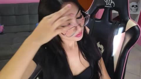 Snapshot of keity_luna chatting on November 13, 8:08 pm keity_luna online show from November 13, 8:08 pm