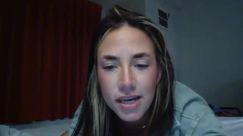 Snapshot of kekes2015 chatting on October 23, 4:23 am kekes2015 online show from October 23, 4:23 am