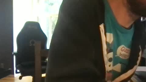 Snapshot of kelkun2828 chatting on December 3, 4:17 pm kelkun2828 online show from December 3, 4:17 pm