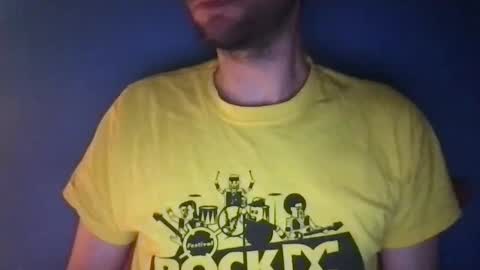 Snapshot of kelkun2828 chatting on December 25, 4:12 am kelkun2828 online show from December 25, 4:12 am