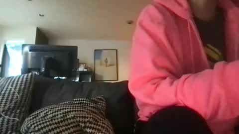 Snapshot of kelkun2828 chatting on January 10, 12:06 am kelkun2828 online show from January 10, 12:06 am