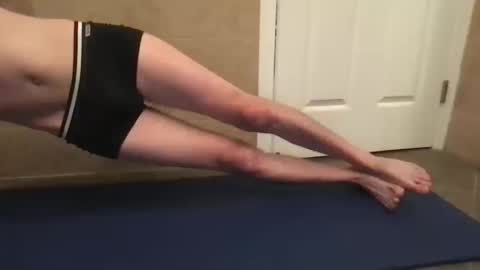 Snapshot of kelkun2828 chatting on October 10, 2:49 pm kelkun2828 online show from October 10, 2:49 pm