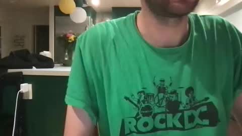 Snapshot of kelkun2828 chatting on December 22, 4:37 pm kelkun2828 online show from December 22, 4:37 pm