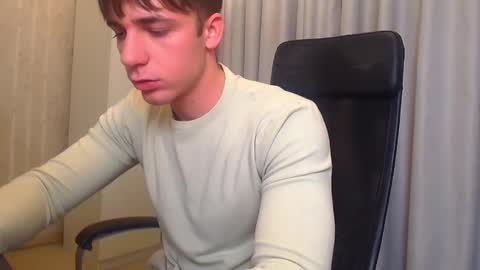 KellenWest online show from December 21, 5:14 am