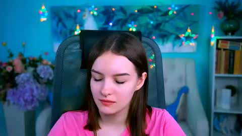 kelliebanshe online show from July 1, 4:14 am