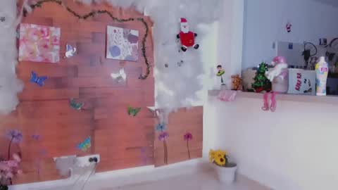 Snapshot of kelly__thomson chatting on December 13, 9:41 pm kelly__thomson online show from December 13, 9:41 pm