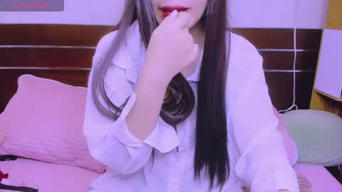 Snapshot of kelly_baby2005 chatting on June 4, 2:28 am Kelly online show from June 4, 2:28 am