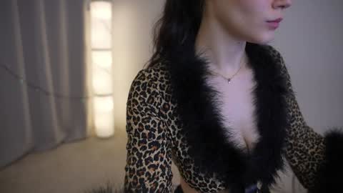 Snapshot of kelly_ember chatting on December 30, 1:14 pm KELLY online show from December 30, 1:14 pm