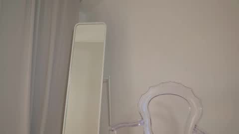 Snapshot of kelly_ember chatting on February 15, 5:50 pm KELLY online show from February 15, 5:50 pm