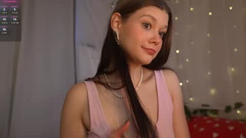 Snapshot of kelly_ember chatting on September 24, 2:20 pm KELLY online show from September 24, 2:20 pm