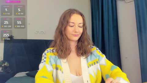 Kelly XO online show from December 3, 6:28 pm