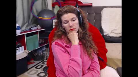 kelly online show from March 11, 7:04 am