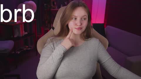 kelly online show from November 2, 8:28 am