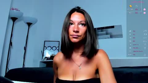 kellysmits online show from June 29, 5:02 pm