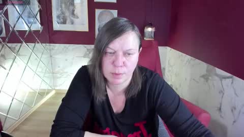Snapshot of kellysuper chatting on October 18, 5:21 am Kelly online show from October 18, 5:21 am