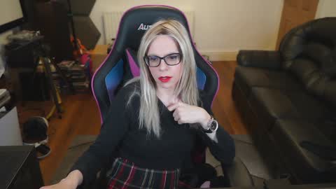 Snapshot of kelseycobalt chatting on January 1, 11:07 pm kelseycobalt online show from January 1, 11:07 pm