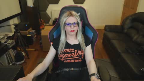 Snapshot of kelseycobalt chatting on January 28, 10:56 pm kelseycobalt online show from January 28, 10:56 pm