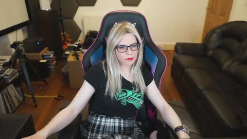 Snapshot of kelseycobalt chatting on February 6, 10:21 pm kelseycobalt online show from February 6, 10:21 pm