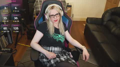 Snapshot of kelseycobalt chatting on October 2, 8:49 pm kelseycobalt online show from October 2, 8:49 pm