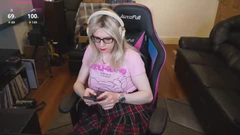 Snapshot of kelseycobalt chatting on October 5, 8:51 pm kelseycobalt online show from October 5, 8:51 pm