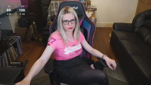 Snapshot of kelseycobalt chatting on October 17, 6:21 pm kelseycobalt online show from October 17, 6:21 pm