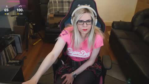 Snapshot of kelseycobalt chatting on October 27, 8:35 pm kelseycobalt online show from October 27, 8:35 pm