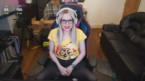 Snapshot of kelseycobalt chatting on November 25, 9:37 pm kelseycobalt online show from November 25, 9:37 pm