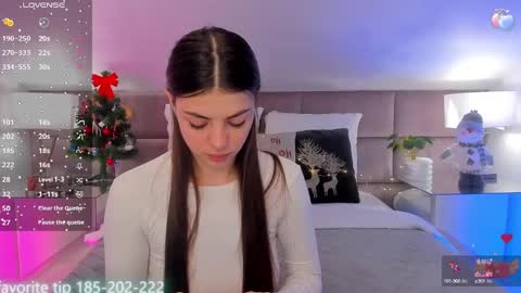 Snapshot of kelsi_di chatting on December 17, 6:24 am kelsi_di online show from December 17, 6:24 am