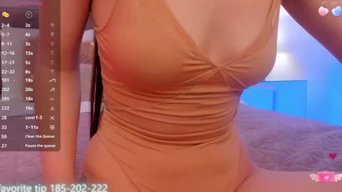 Snapshot of kelsi_di chatting on February 8, 11:55 am kelsi_di online show from February 8, 11:55 am