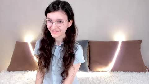 Kelsirabenold online show from April 26, 4:43 am