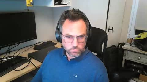 kelvin06133 online show from March 8, 10:45 pm