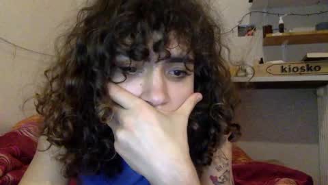 Snapshot of ken__barbie chatting on December 15, 7:40 pm ken__barbie online show from December 15, 7:40 pm