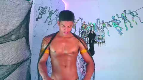 Snapshot of ken__owensx chatting on October 4, 2:48 pm ken__owensx online show from October 4, 2:48 pm