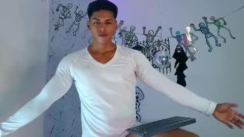 Snapshot of ken__owensx chatting on October 13, 4:07 pm ken__owensx online show from October 13, 4:07 pm