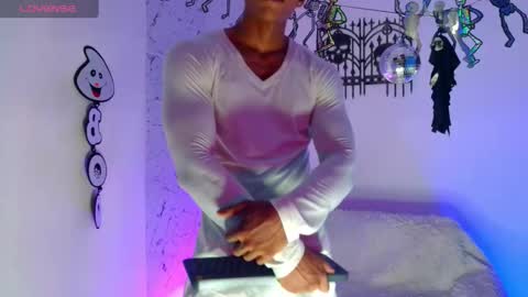 Snapshot of ken__owensx chatting on October 23, 4:45 am ken__owensx online show from October 23, 4:45 am
