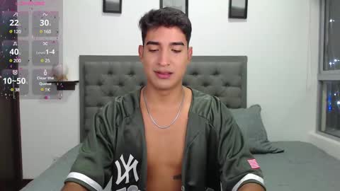 Snapshot of ken_blaker chatting on December 3, 1:08 am ken_blaker online show from December 3, 1:08 am