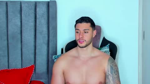 ken_mailik online show from February 2, 1:45 am