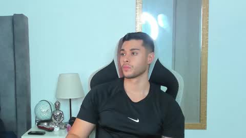 Snapshot of ken_mailik chatting on December 18, 3:34 am ken_mailik online show from December 18, 3:34 am