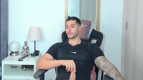 Snapshot of ken_mailik chatting on March 3, 6:25 pm ken_mailik online show from March 3, 6:25 pm