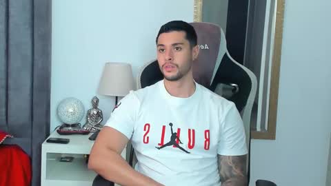 Snapshot of ken_mailik chatting on March 10, 2:38 am ken_mailik online show from March 10, 2:38 am