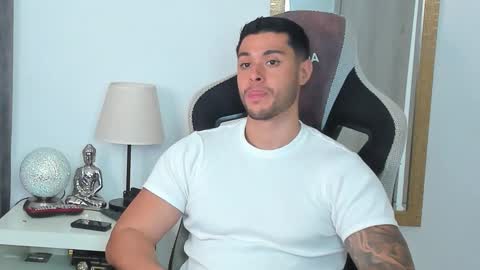 Snapshot of ken_mailik chatting on March 26, 12:06 am ken_mailik online show from March 26, 12:06 am